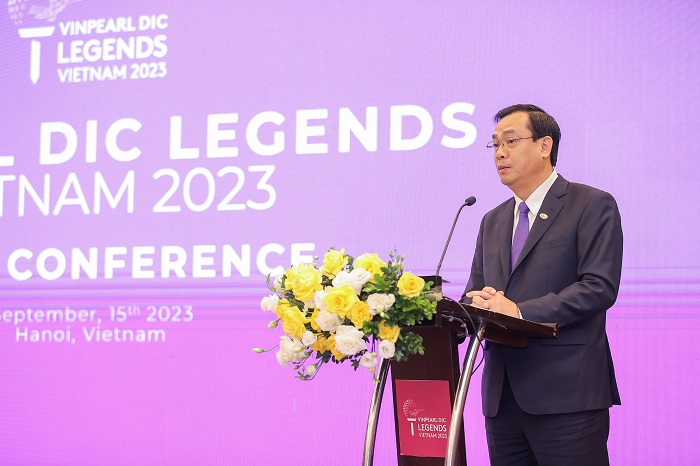 Cục trưởng Cục Du lịch quốc gia Việt Nam Nguyễn Trùng Khánh phát biểu tại buổi Họp báo về Giải golf Vinpearl DIC Legends Việt Nam 2023